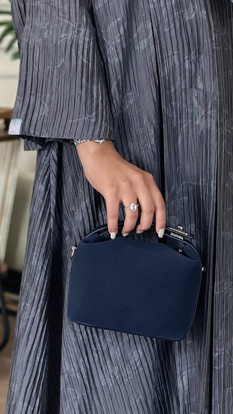 Slate Crinkle-Pleated Abaya