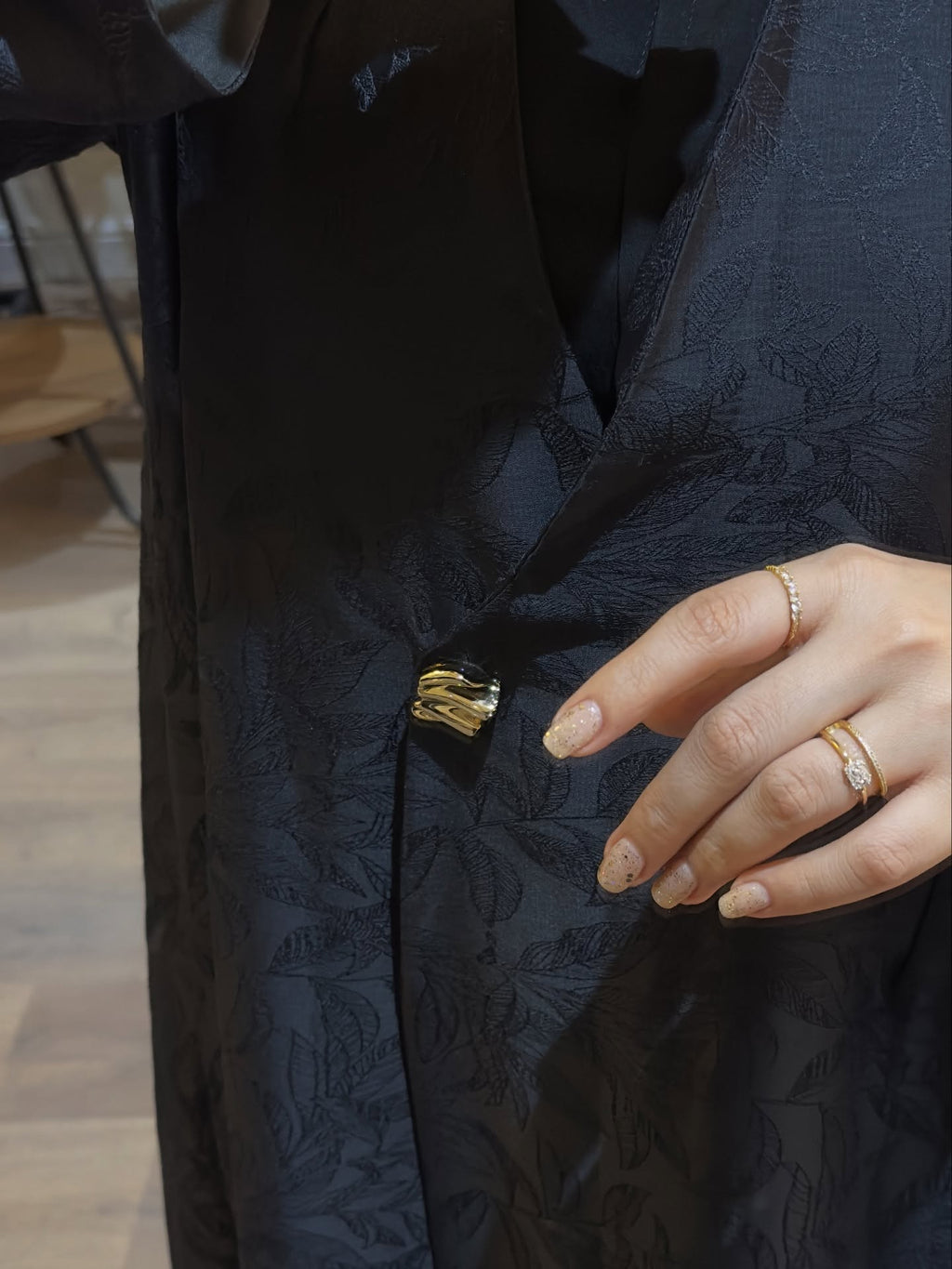Noir Leaf Jacquard Abaya