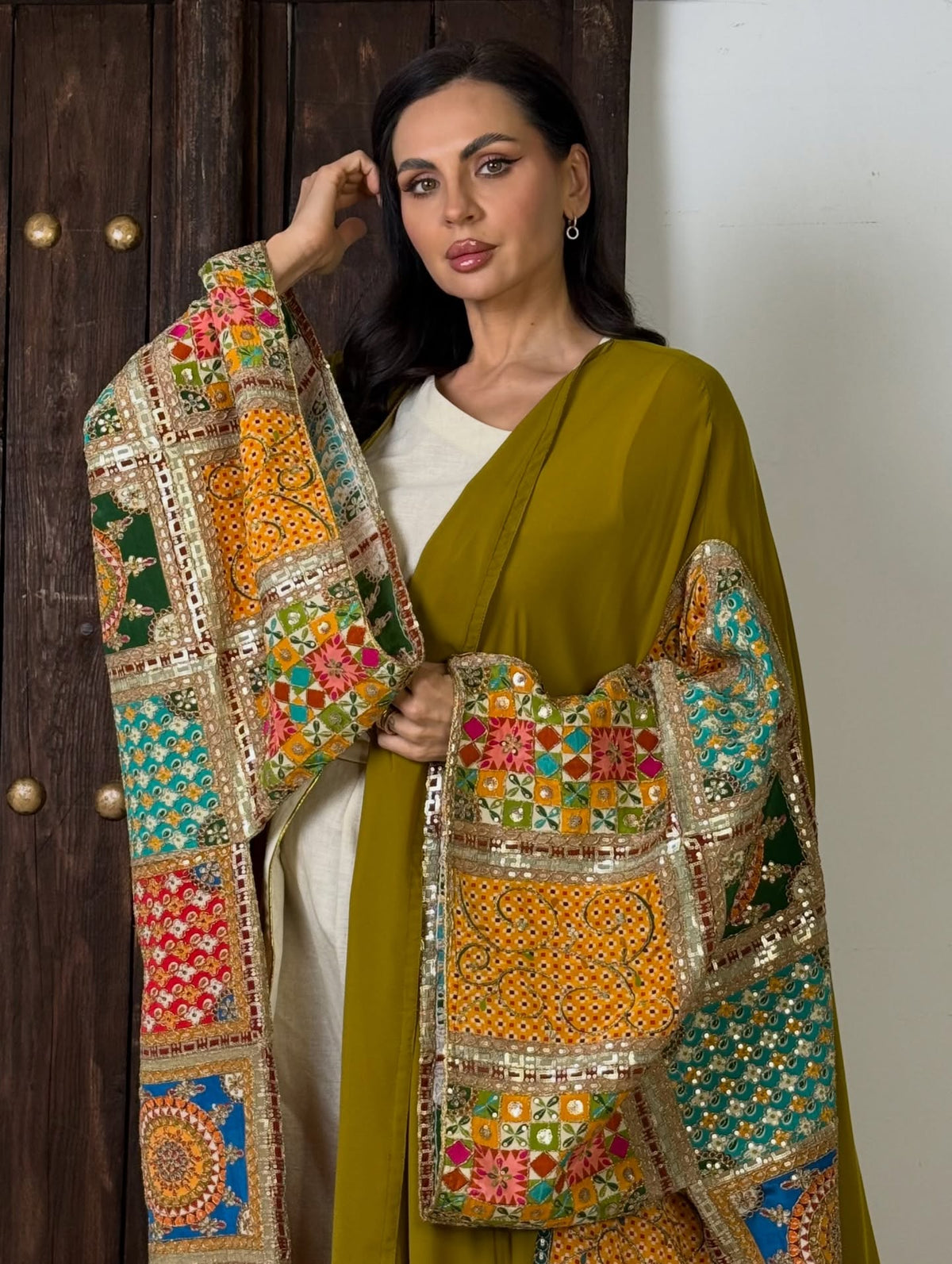 Heritage Patchwork Phulkari Abaya